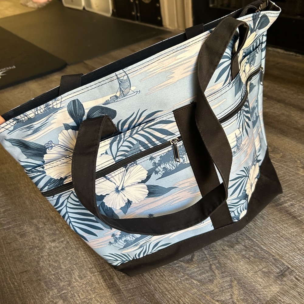 NWT Hawaiian tote